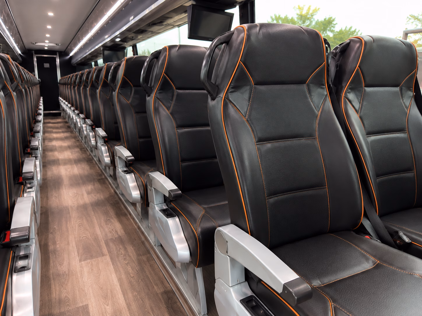 how the distance and duration of your trip affect charter bus rates in redlands